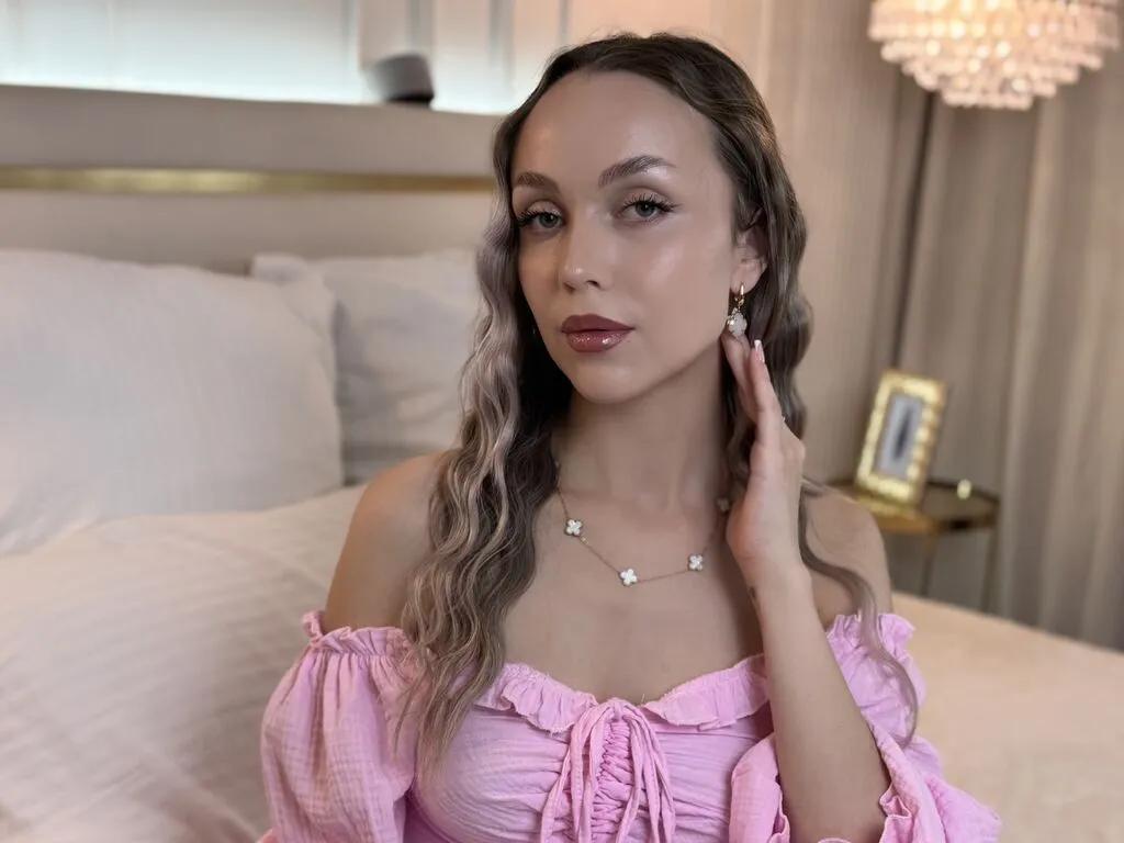 AnnaRowe on LiveJasmin