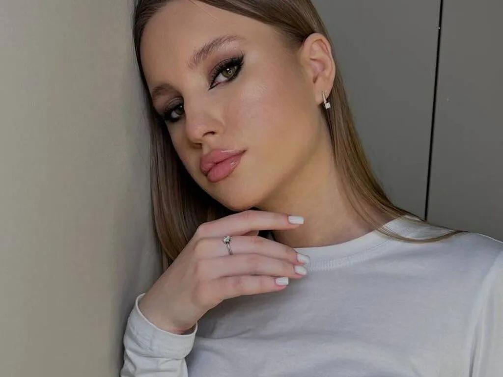 CandiCansew on LiveJasmin
