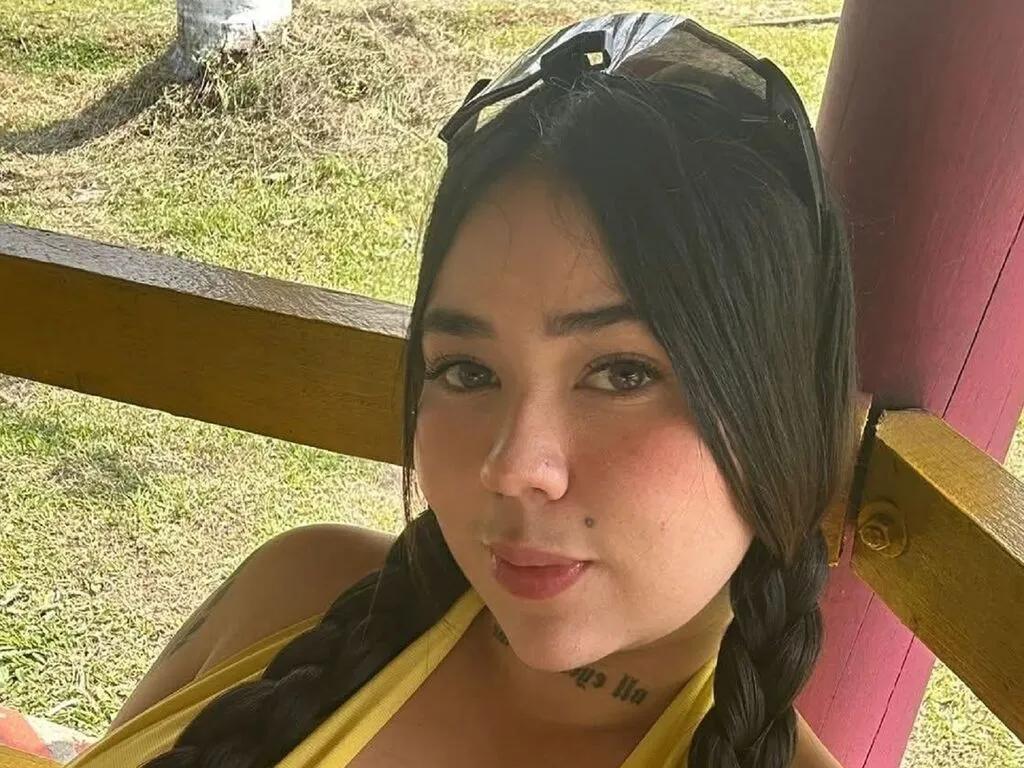 IvvoneWilson on LiveJasmin