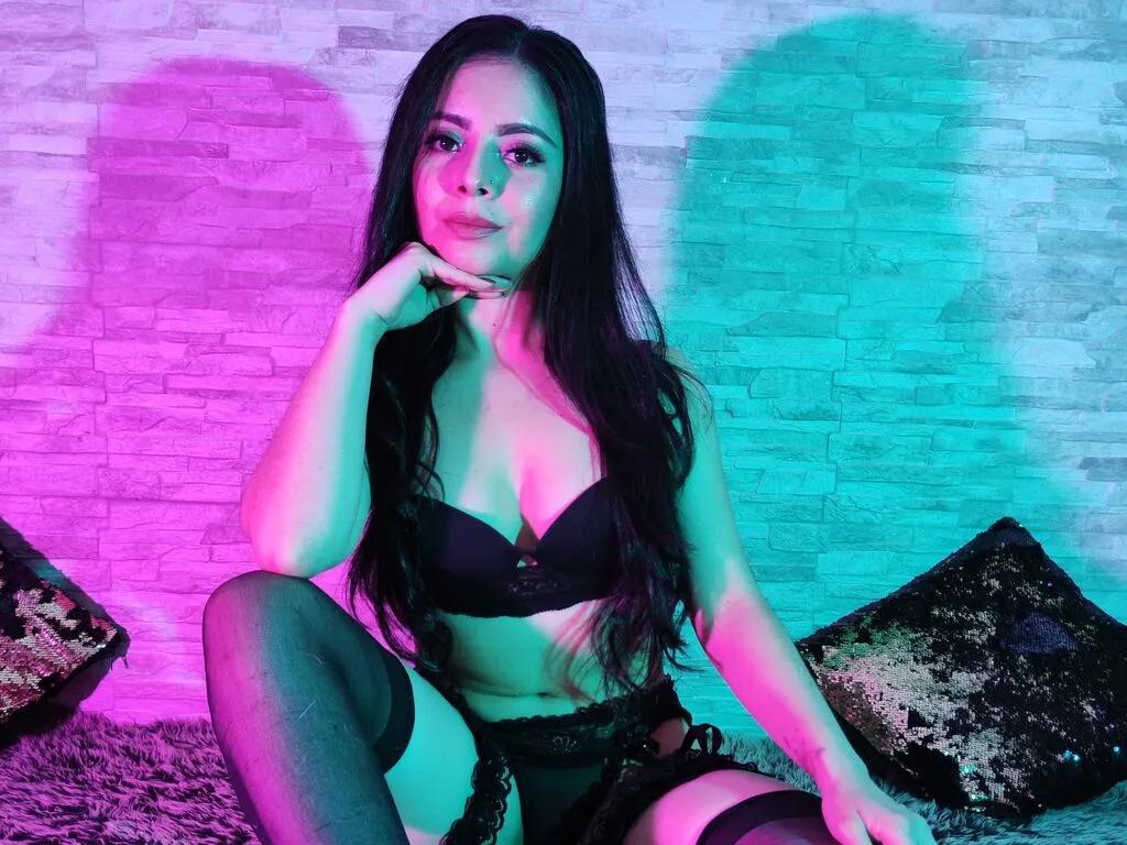 LauryMoons on LiveJasmin