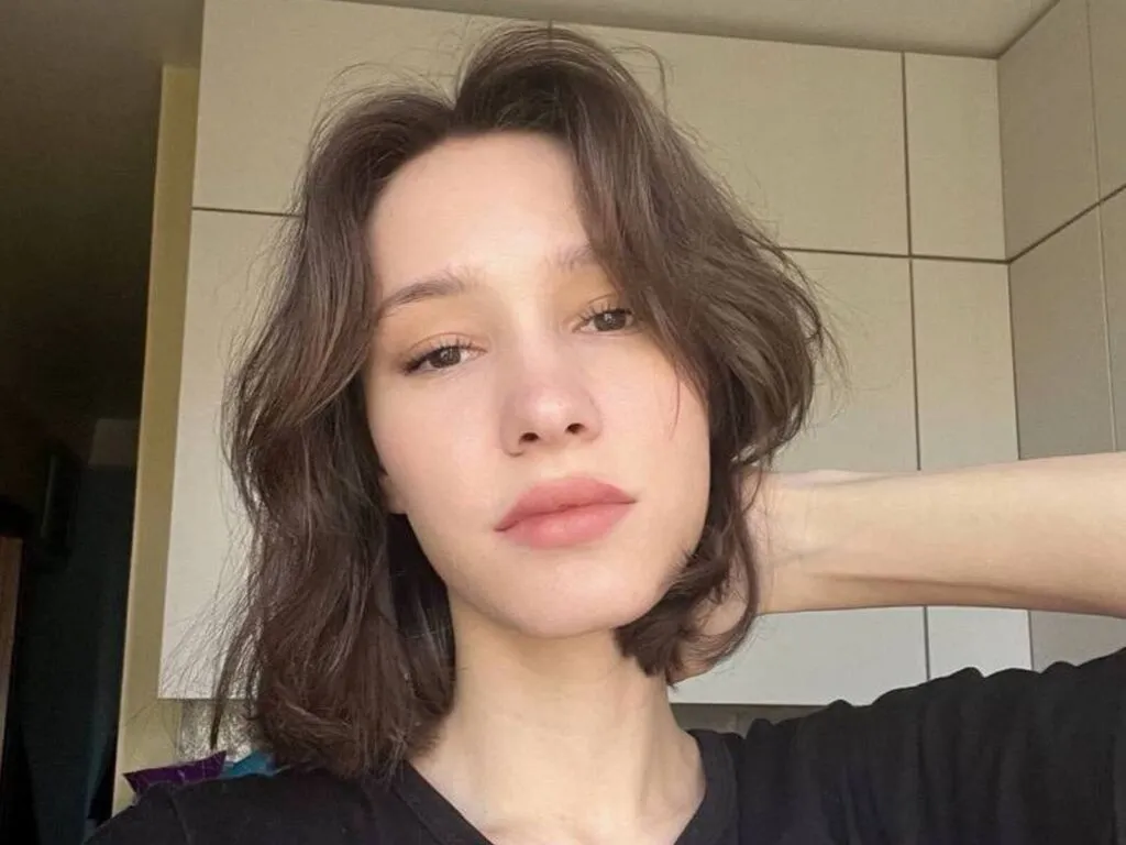 LavondaAlvizo — I adore the subtle dance of flirting. A playful glance, a suggestive smile, a witty remark -- it's all about the spark! It's an art of connection and attraction. It is playful and fun.