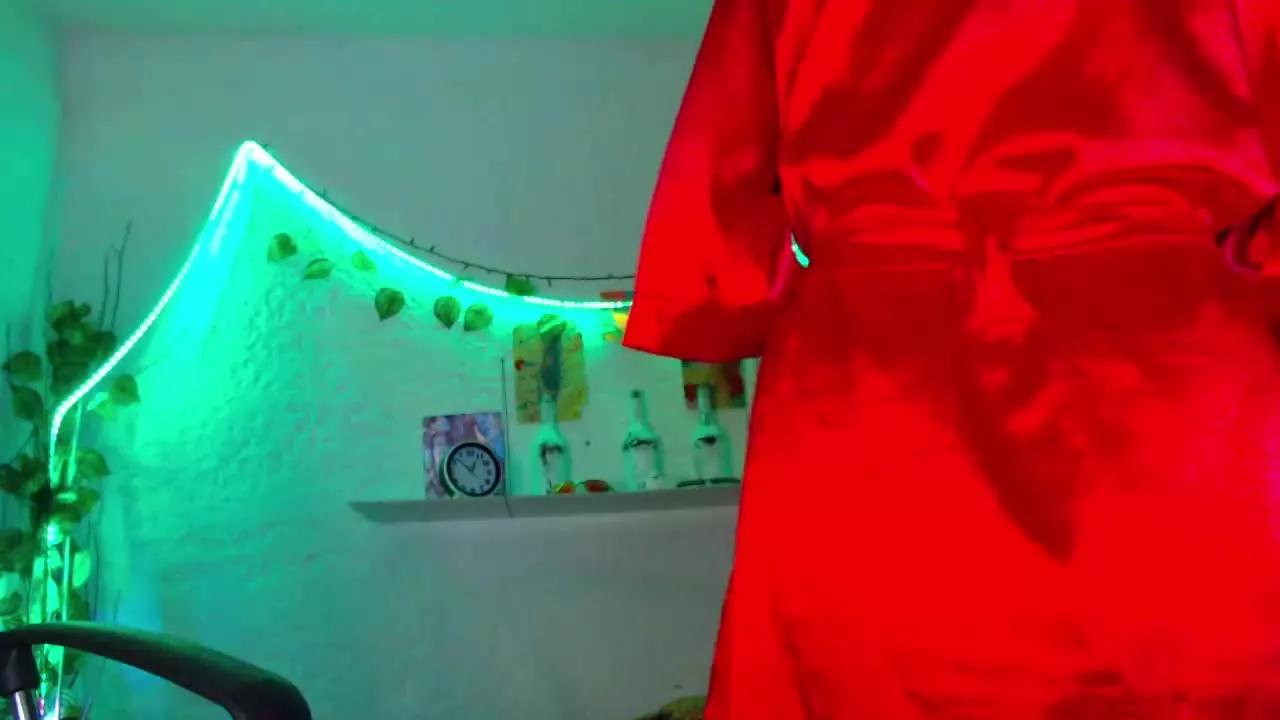 Agathasnake on Streamray 
