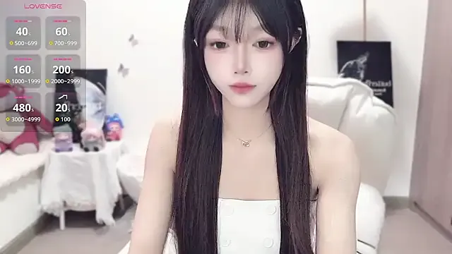 -EEBABY on StripChat 