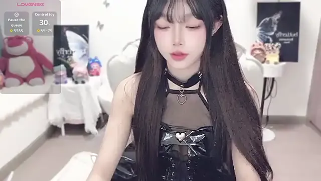 -EEBABY on StripChat 