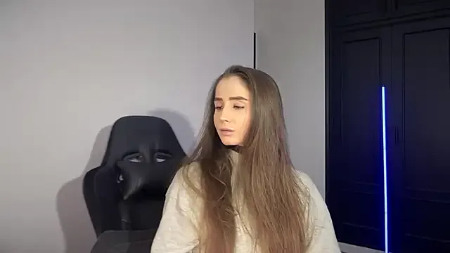 -KroshkaEnot- on StripChat