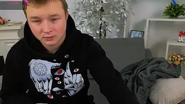 _Olli__Stiw_ on StripChat 