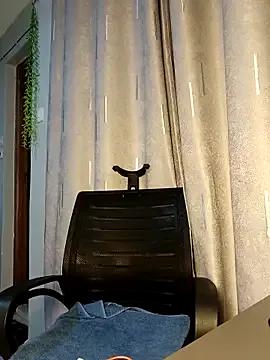 _Yoyo__ on StripChat 
