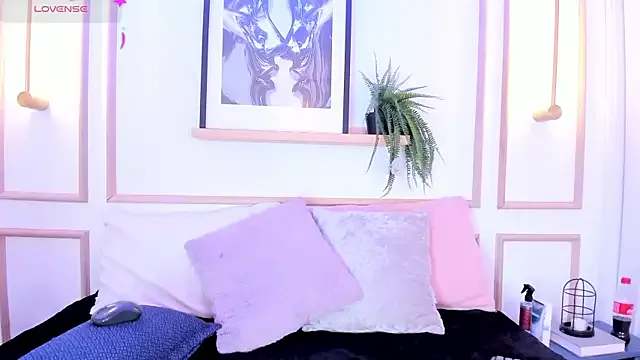 Abbie_thomson_ on StripChat 