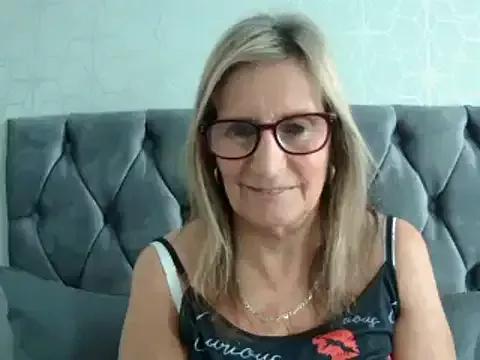 Additive_Mature_Linda on StripChat 