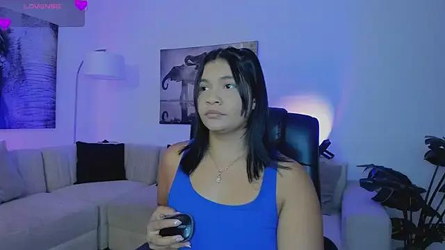 alaia7h on StripChat 