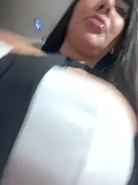 AlanaRouss on StripChat 