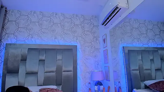 AlliceWinter on StripChat 