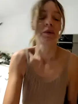 Ana-ya16 on StripChat 