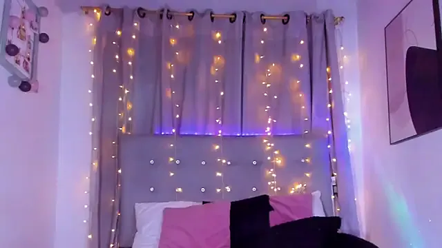 Anaroussew02 on StripChat 