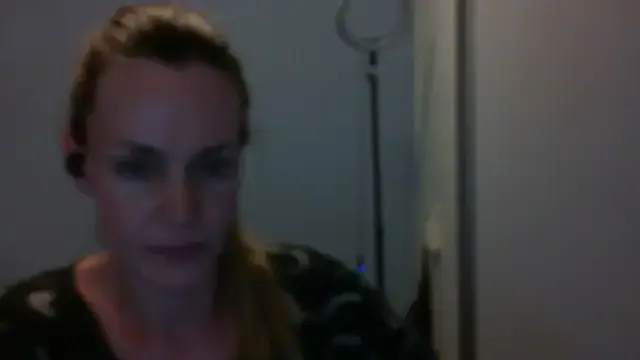 Annylove1 on StripChat 