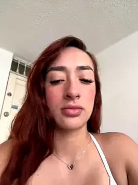 ariiel_ on StripChat 