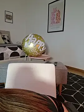 AryaSummersReal on StripChat 