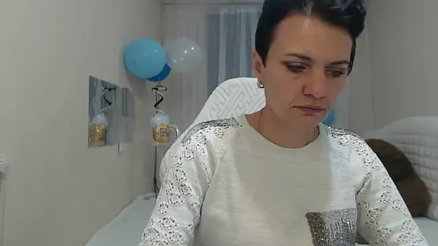 AvaSaturnian on StripChat 