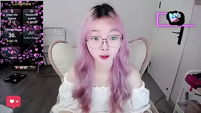 baby-yaya20 on StripChat 