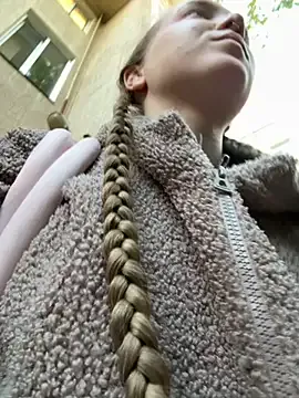 bambi_lu on StripChat 