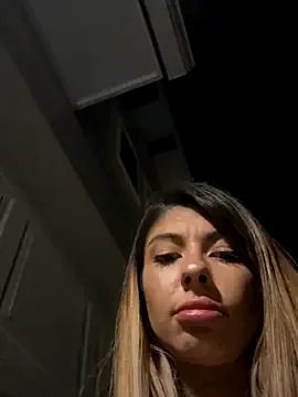 bbgurlnickii — daddies asleep lets be naughty ;)