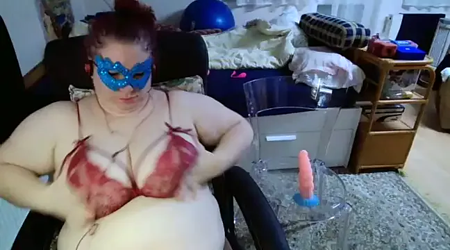 BBW-Ginger on StripChat 