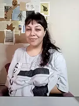 bbyedarling on StripChat 