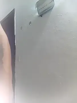 BigTits_Kitty — Oil on the tits