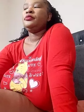 Bootyliciousbbw12 on StripChat 