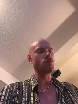 brofcker — Stroke and smoke until I cum 