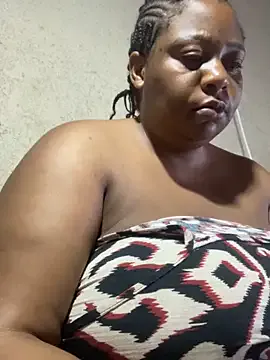 bustyboobs27 — Freechat on StripChat