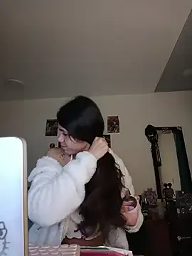 caramel_doll__ on StripChat 