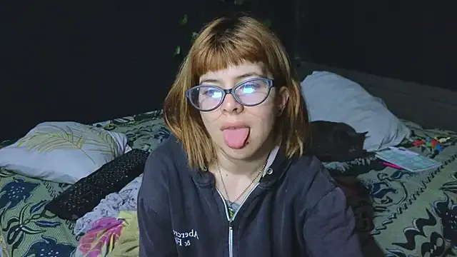 Carlafoxxx on StripChat