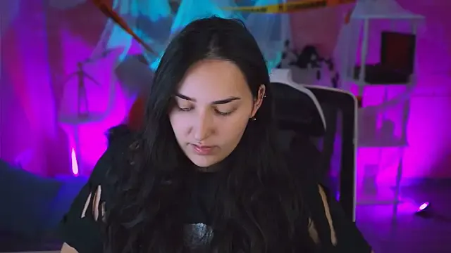 CeceliaJohnson on StripChat 