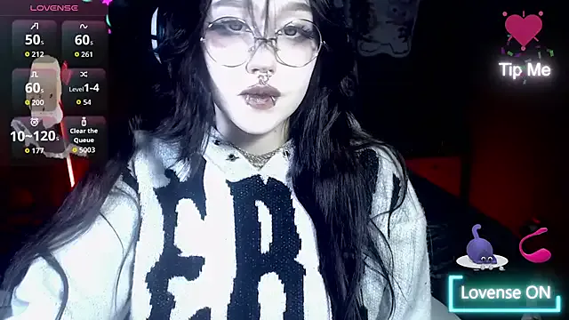 chloe_crystall_killer on StripChat