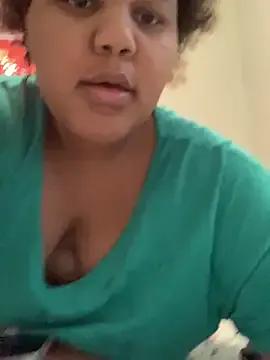 chocolate_bella on StripChat 
