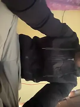 DarkMasterDesire on StripChat