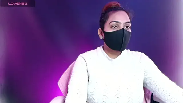 DesiZoya on StripChat