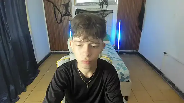 dilan_orduz — jerk off hard right now