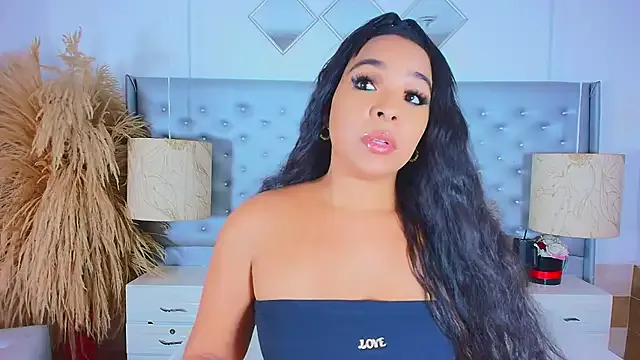 EileenBenzon on StripChat 