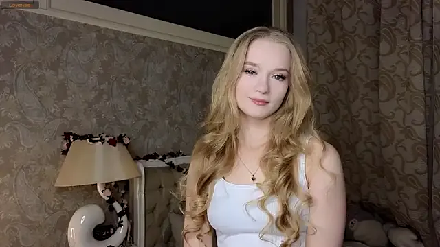 Emma_Frosty on StripChat 