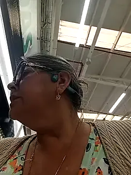 emma_tour on StripChat 