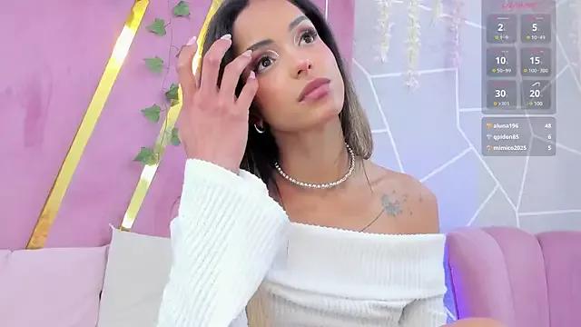 EmmyCortez on StripChat 