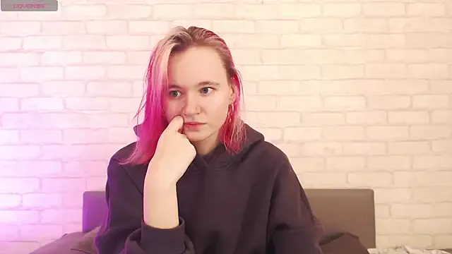 Ericha_Stone on StripChat