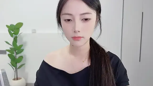 HaagenDazs_ on StripChat 