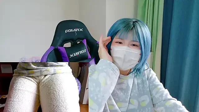 hazuki_8008 — Freechat on StripChat