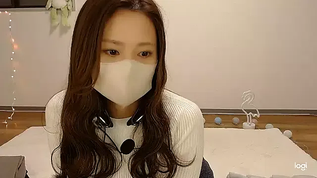 hinano_JP — Freechat on StripChat