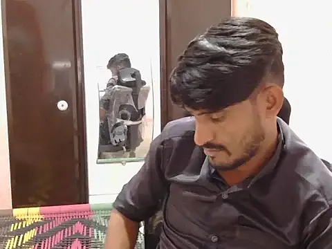 HotXKrish on StripChat