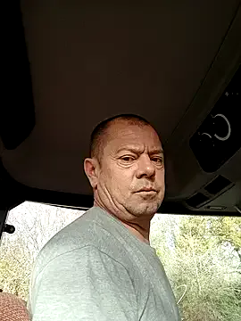 hugoboys4576 on StripChat