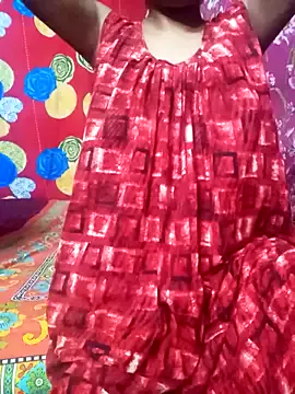 Indian-oyo-boudi on StripChat 